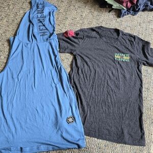 Blue Hooded Tank and Charcoal Graphic Tee - Men's Short Sleeve Set